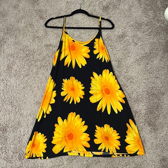 Vintage IN GEAR Flower Dress - Picture 1 of 1